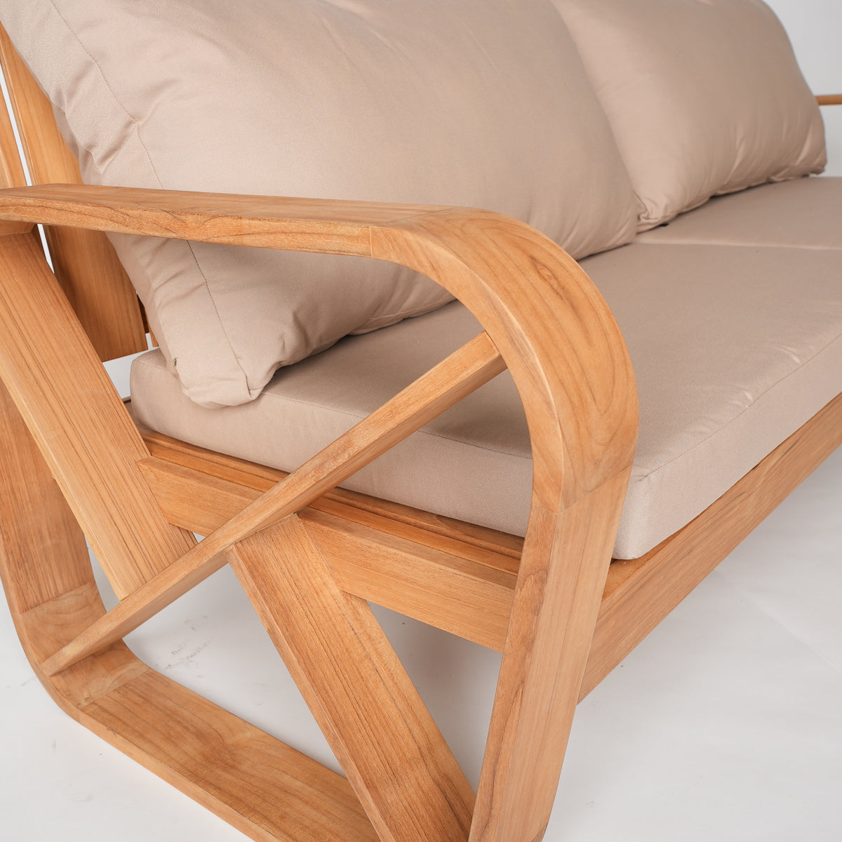 Bålamöllan – 3-sits loungesoffa i teak med dynor