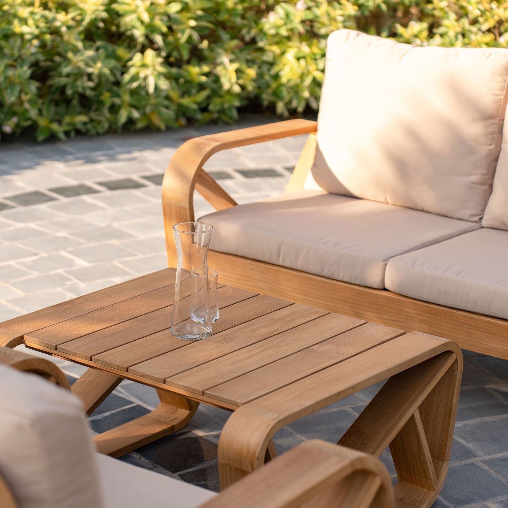 Bålamöllan – Loungebord i Teak A/B Grade Stockamöllan