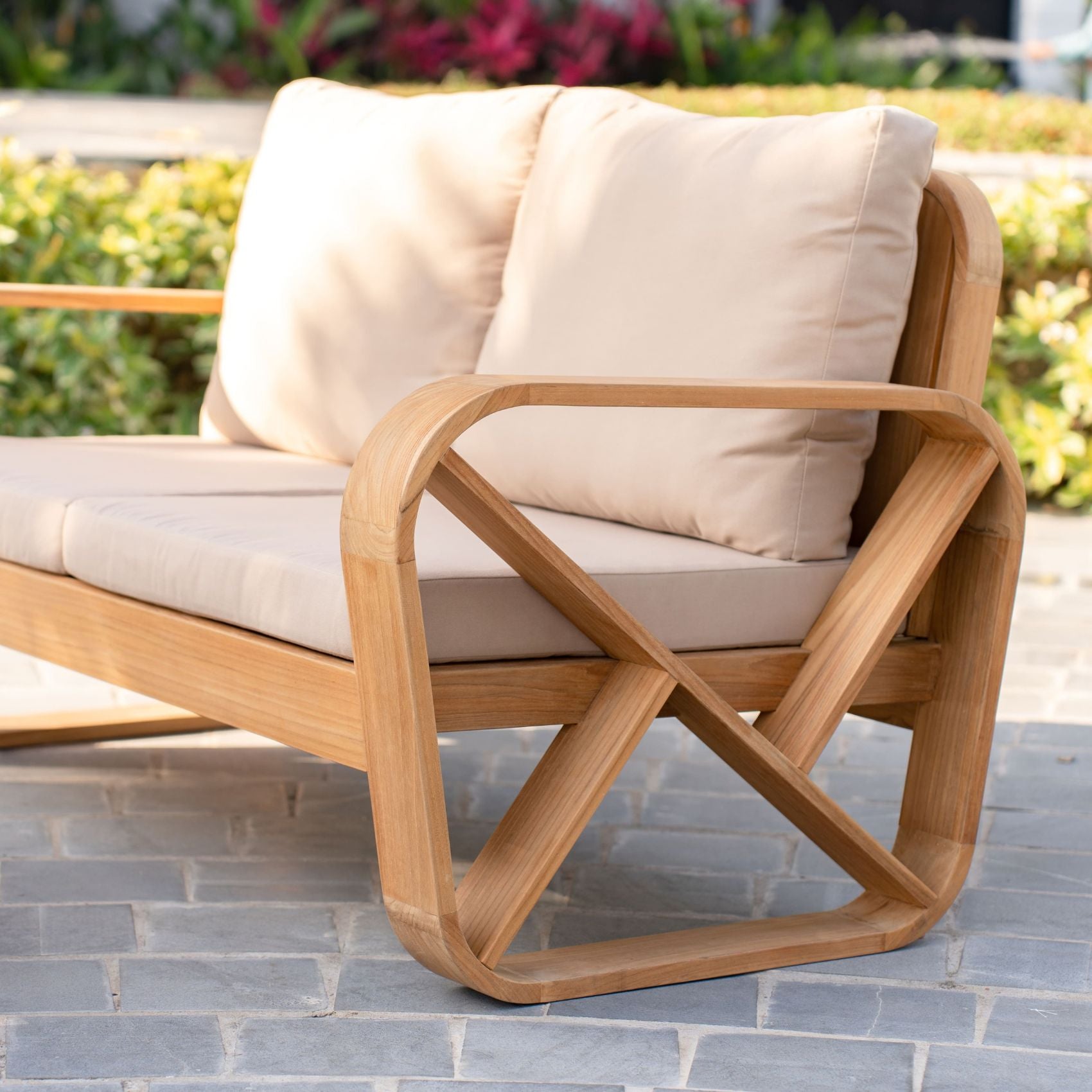 Bålamöllan – Loungegrupp i Teak A/B-grade med dynor Stockamöllan
