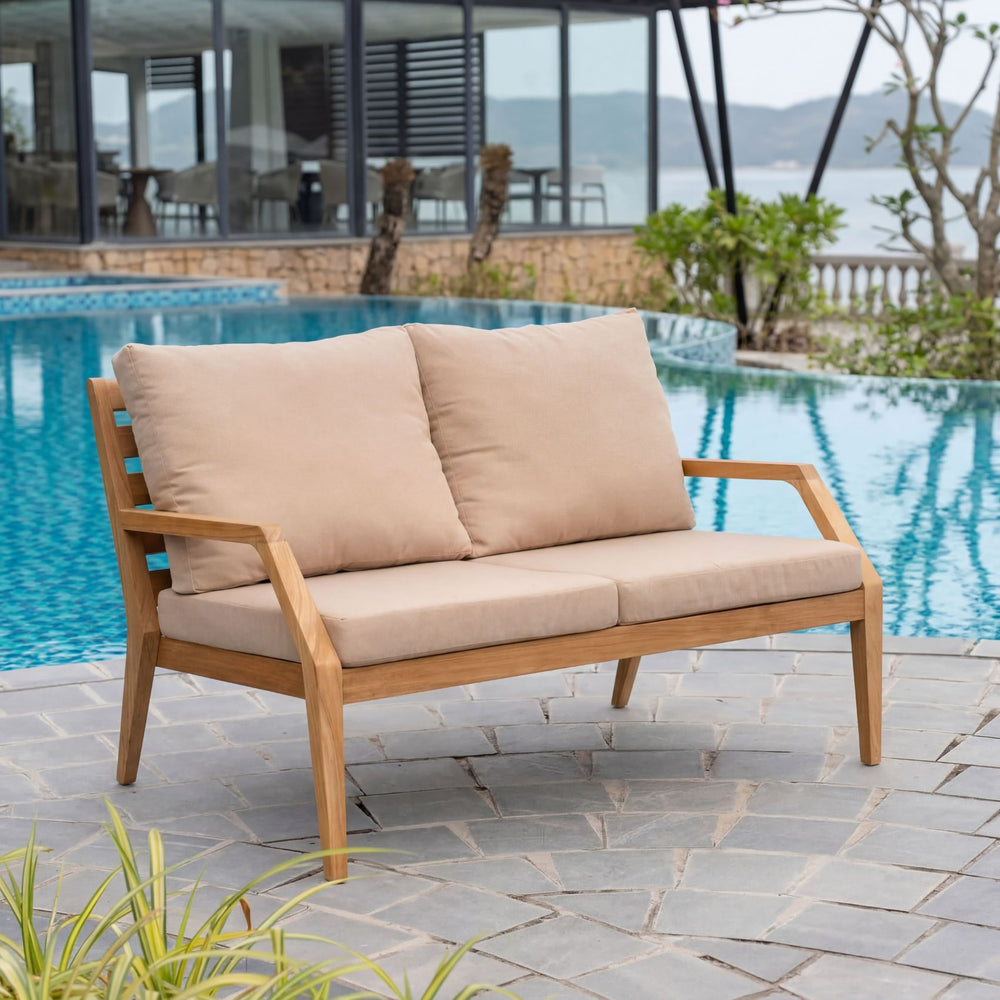 Gunnaröd – 2-sits loungesoffa i teak med dynor Stockamöllan