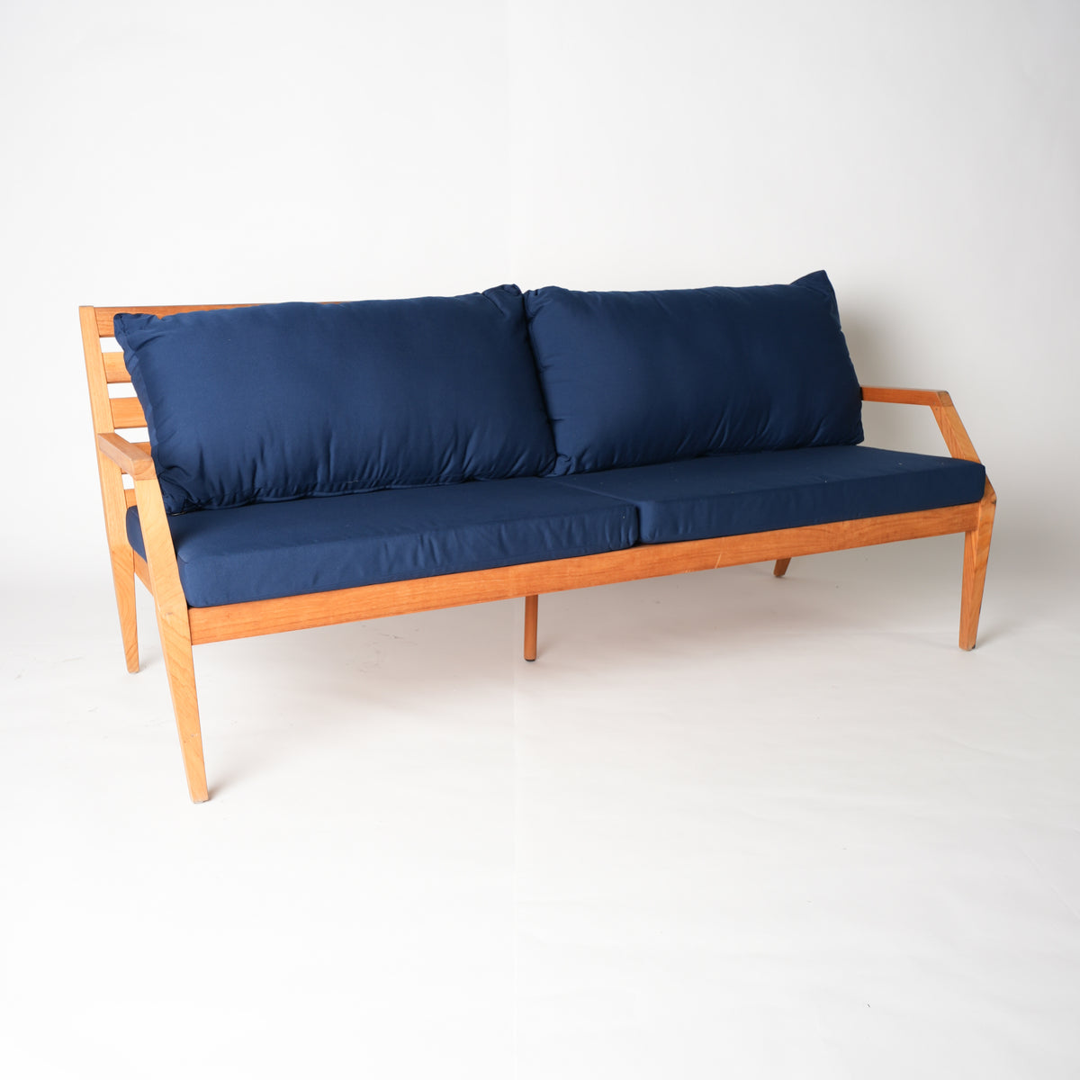 variant-only: Gunnaröd 3-sits loungesoffa med blå dynor
