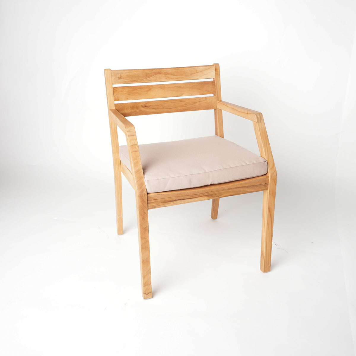 variant-only: Gunnaröd matstol med beige dyna