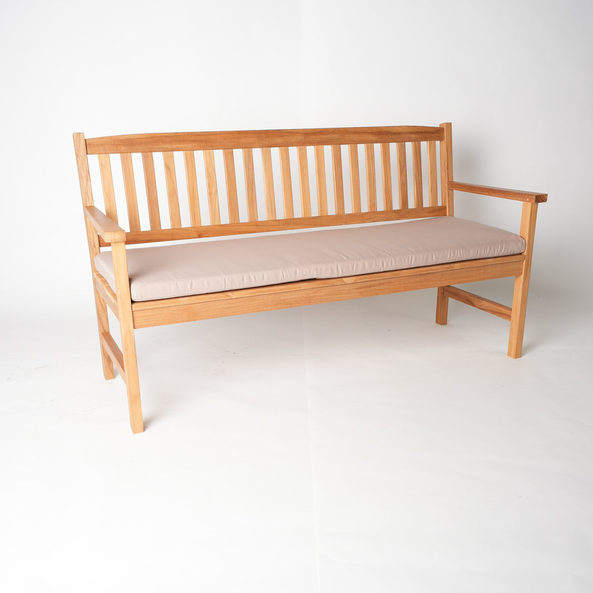 Rönneholm – Trädgårdssoffa i Teak A/B-grade med sittdyna