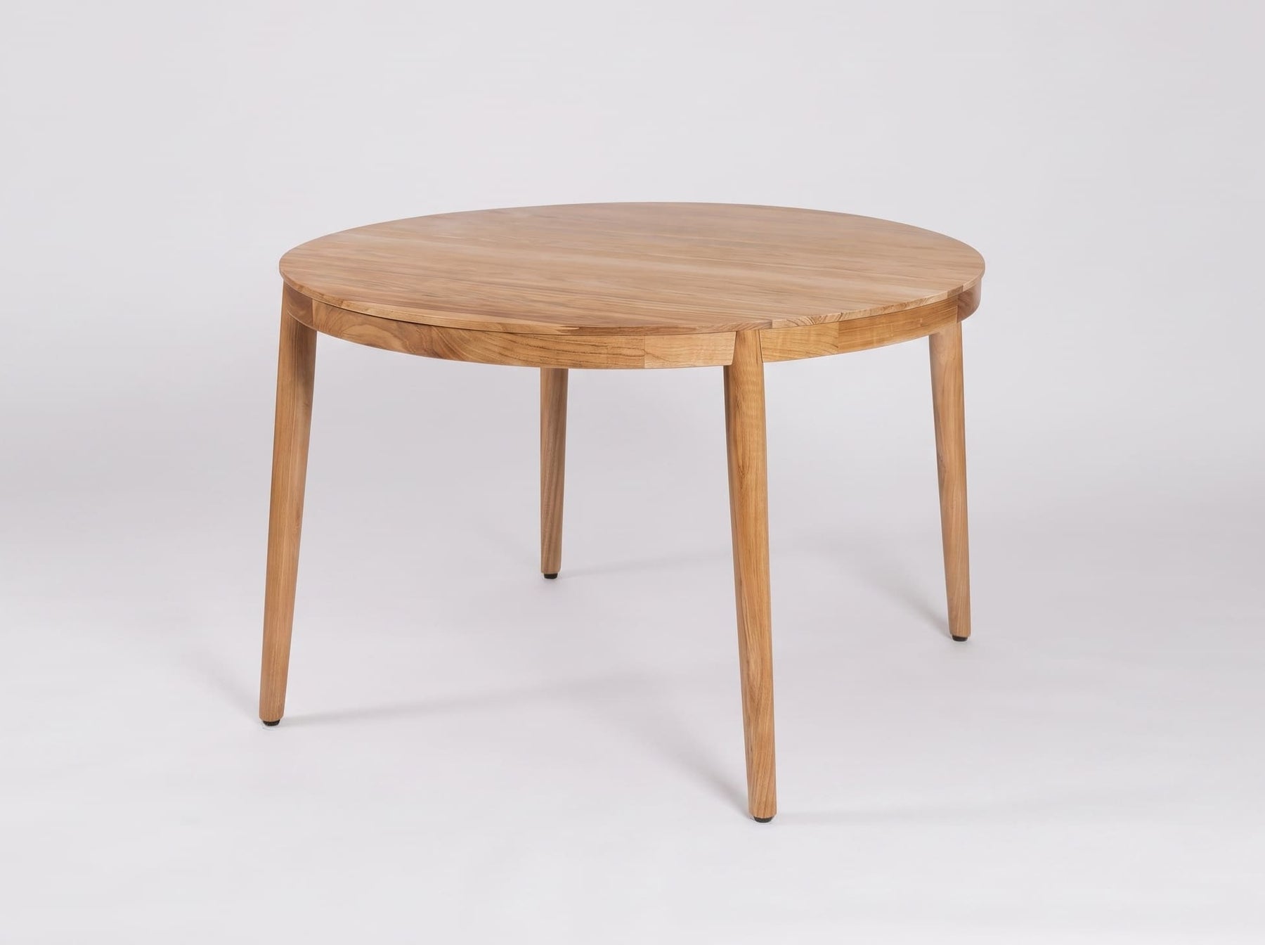 runder Teaktisch